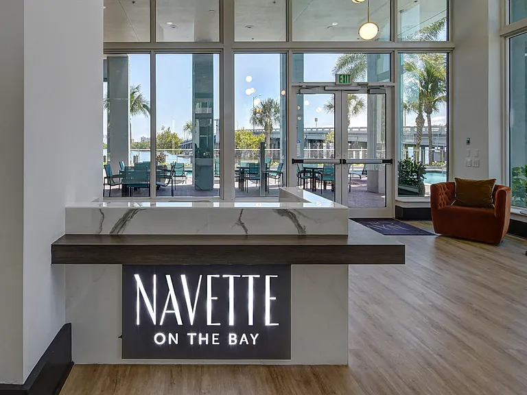 Navette on the Bay — Photo 26