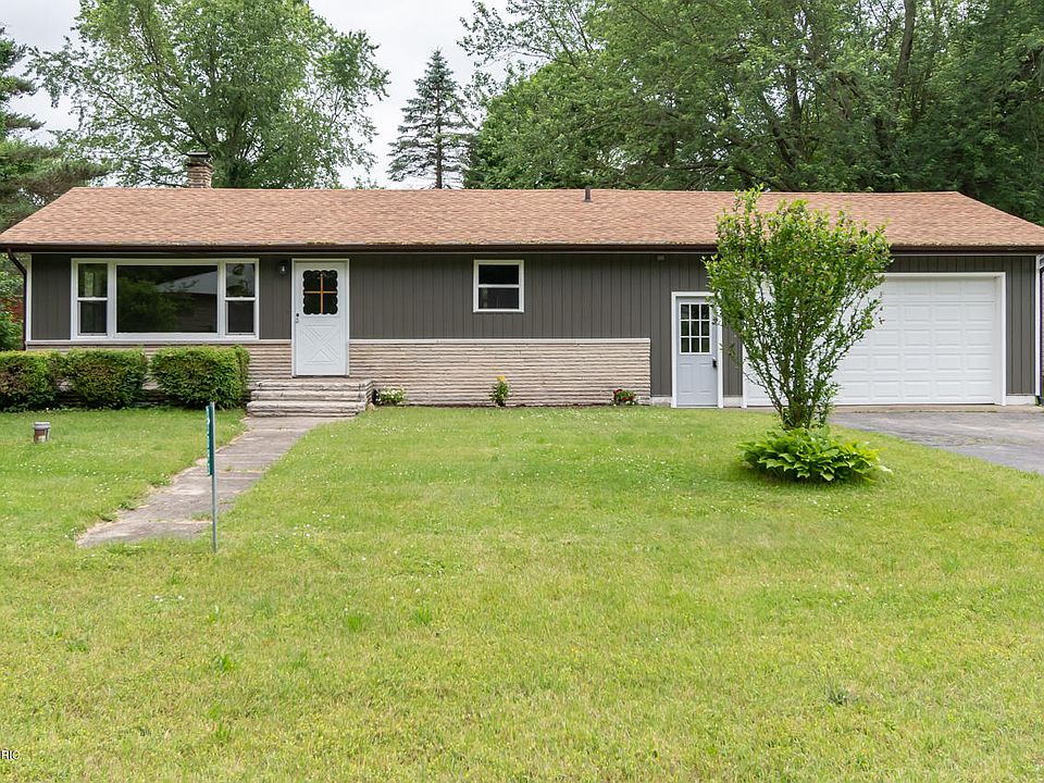 1st image of 33093 Bernice Ave