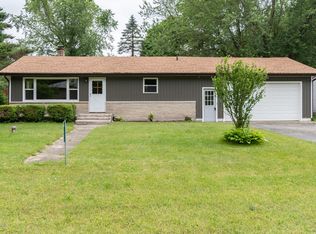 33093 Bernice Ave, Paw Paw, MI 49079