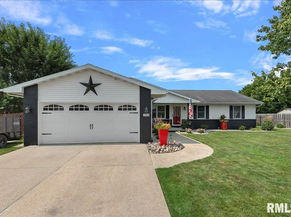 5104 Dove Dr, Springfield, IL 62711