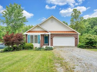 160 Inlet Dr, Wirtz, VA 24184