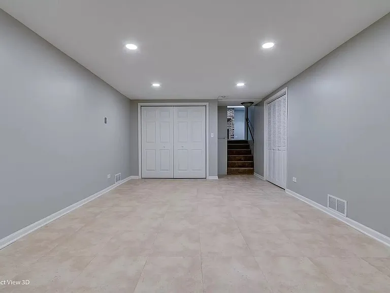 4740 Florence Ave — Photo 19