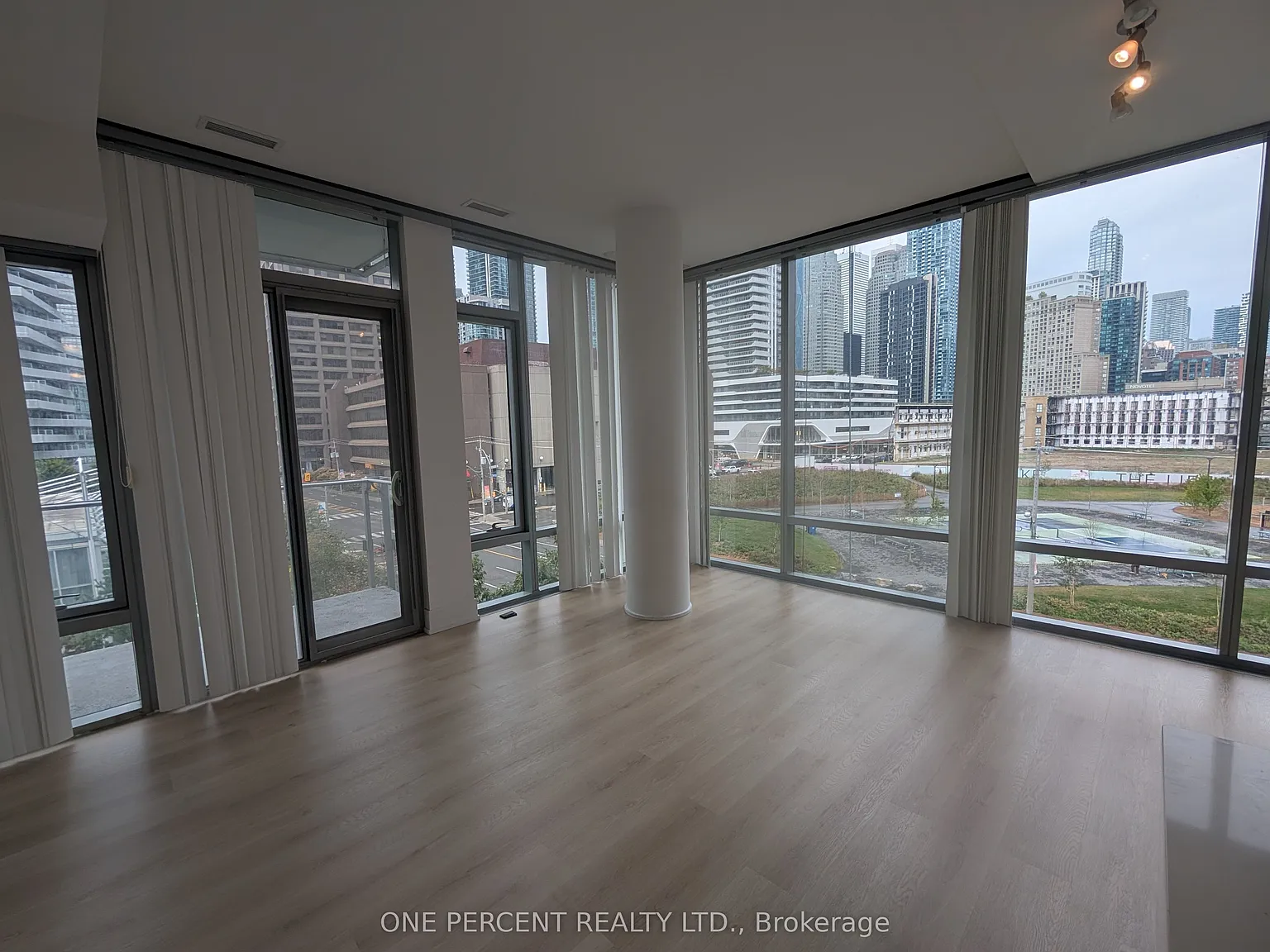 1 bed, $2,500 — Photo 1