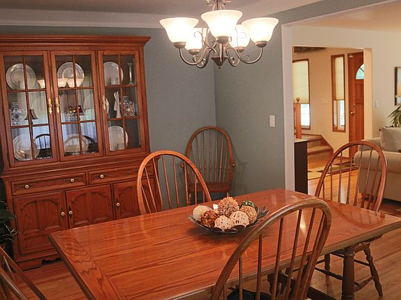 5th image of 5612 Whispering Pine Dr NE
