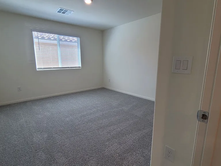 4552 Merlot Hills Ave — Photo 37