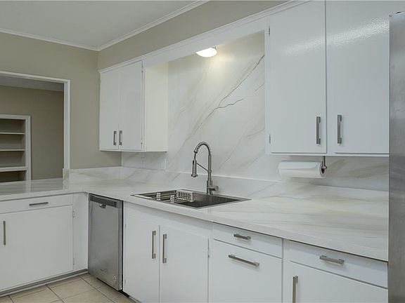 3rd image of 3450 Prescott Rd