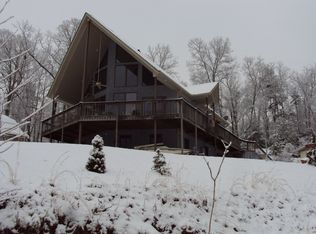 73 Fox Hunter Trl, Brasstown, NC 28902