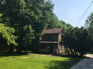 7951 Brookside Dr, Olmsted Falls, OH 44138