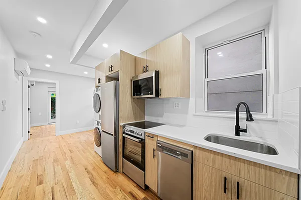 Rented by Vector New York, LLC | media 2