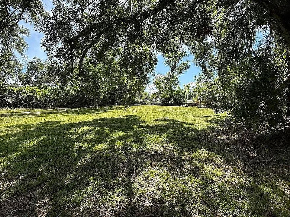 3902 E Hanlon St Tampa FL | Zillow