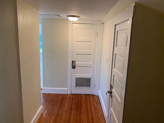 4th image of 3 West St