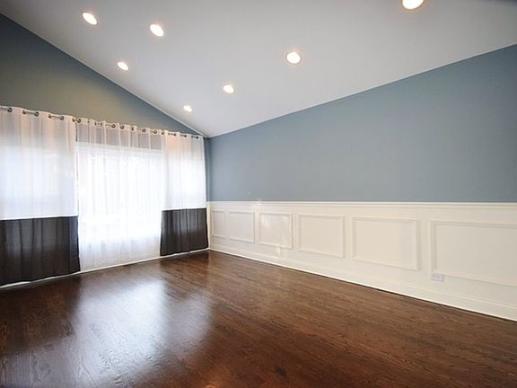 2nd image of 4753 S Leamington Ave #1