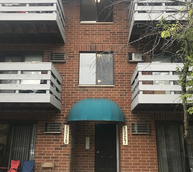 1st image of 1319 N Winslowe Dr Unit 103