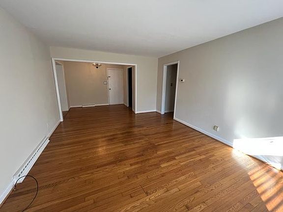 5th image of 2911 Shamrock Dr