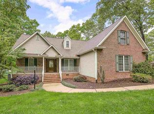 535 Autumn Chase Ct, Inman, SC 29349