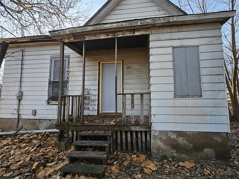 254 W Peoria Ave — Photo 20