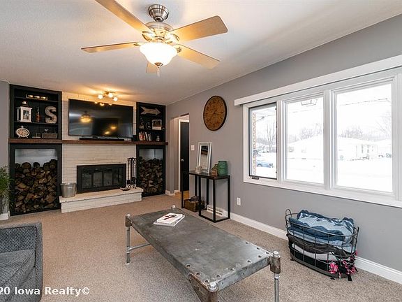 5th image of 206 SW Westlawn Dr