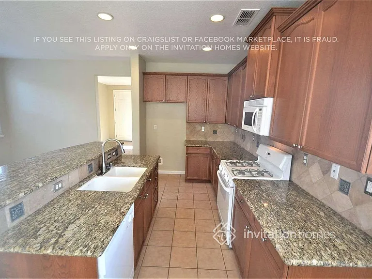 3584 Rainsong Cir — Photo 8