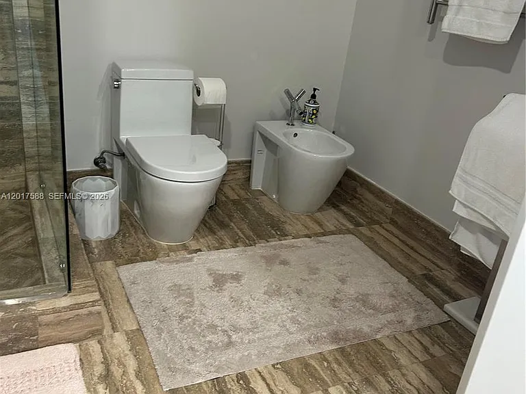 15811 Collins Ave #2102 — Photo 12