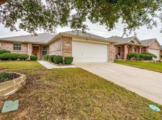 10413 Devin Ln, Fort Worth, TX 76114