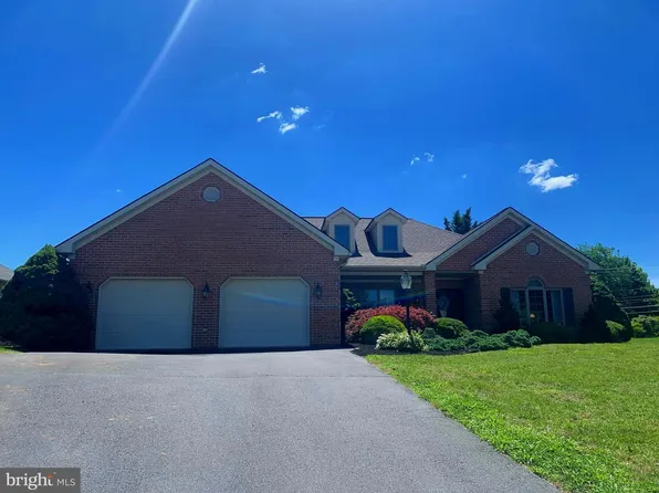 19009 Rock Maple Dr, Hagerstown, MD 21742
