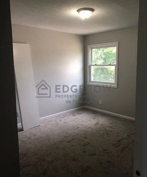 3700 Kalamazoo Ave SE — Photo 37