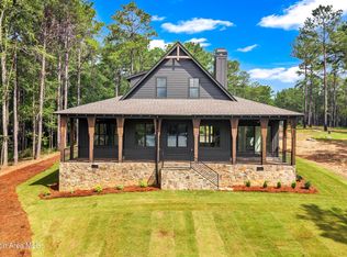 67 Cove Cir, Alexander City, AL 35010