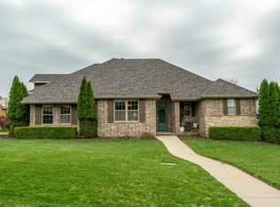 1364 E Anthony St, Springfield, MO 65804