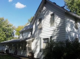 30384 128th St, Waseca, MN 56093