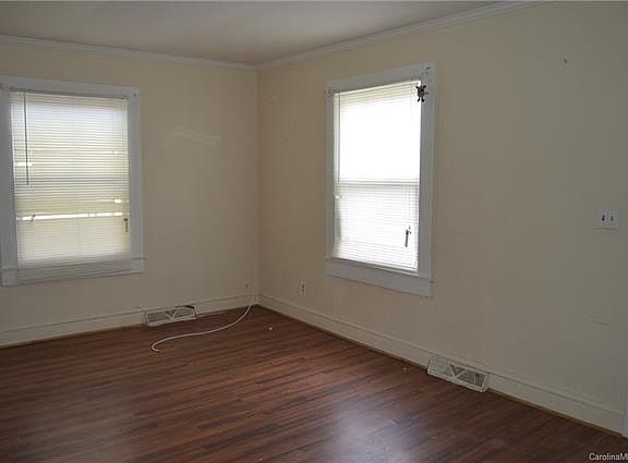 4th image of 208 C St