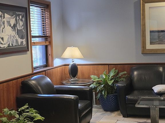 4th image of 6030 N Sheridan Rd APT 1104