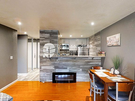 2nd image of 2031 Market Ave APT 116