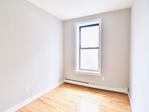 4th image of 216 E 175th St APT 2R