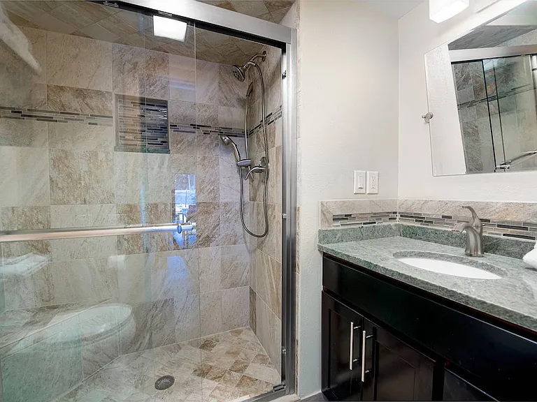 1436 Broken Lance Dr #13 — Photo 5