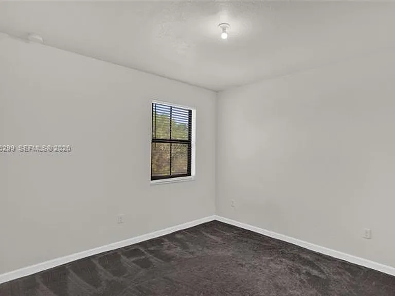 2502 NE 1st St #0 — Photo 19