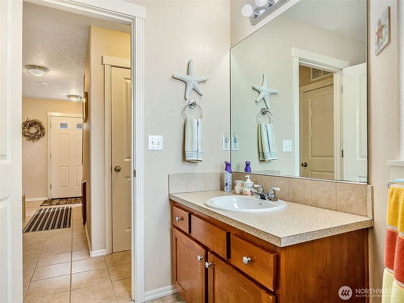 5th image of 316 7th Street SW #13