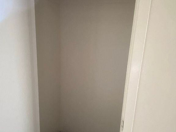 4th image of 350 Smalley Ave APT 8