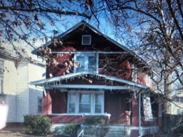 1206 SW Boswell Ave