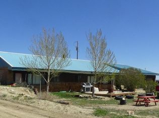 11 N Fork Rd, Kaycee, WY 82639