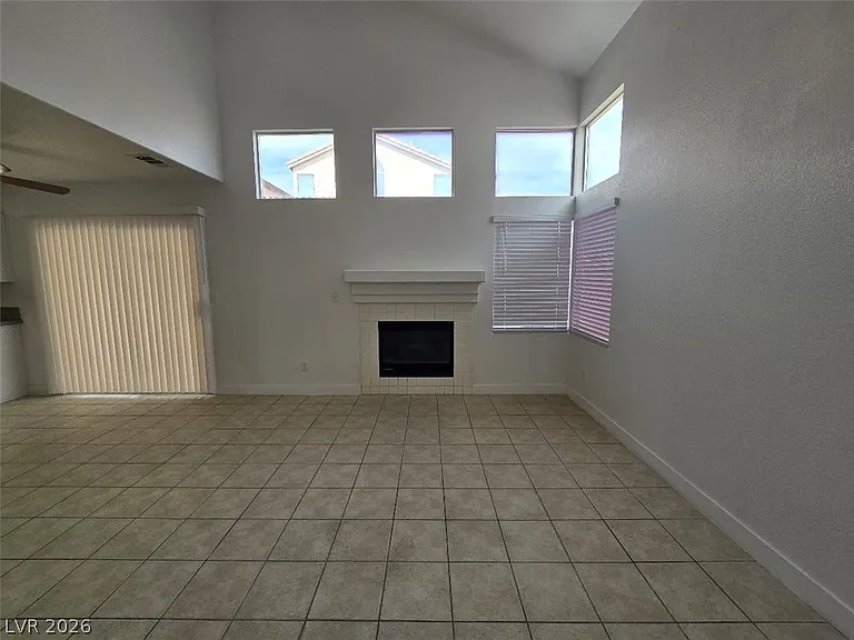 3515 Autumn Rain Ct — Photo 4
