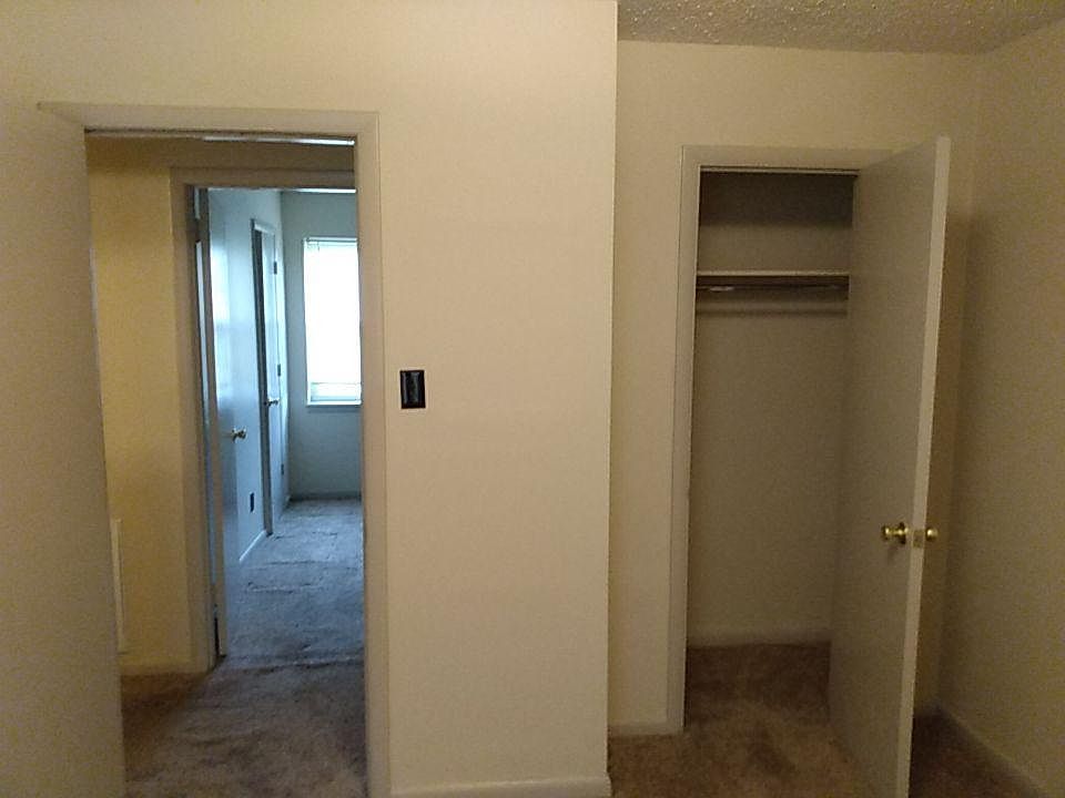 2nd image of 1033 Garden Meadows Dr