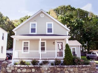 12 Goddard St, Webster, MA 01570