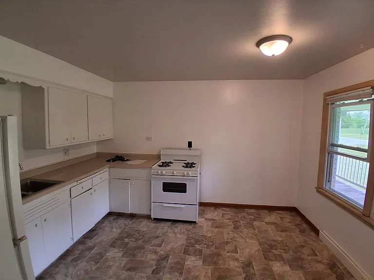 1034 Lakefield Rd #3 — Photo 8