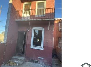 945 S 4th St, Camden, NJ 08103