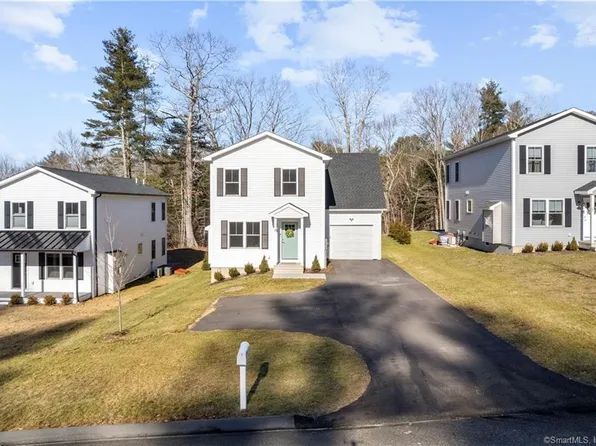 19 Jordan Lane, Colchester, CT 06415