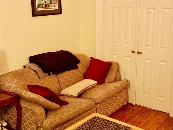 4th image of 108 E 4th St APT 21