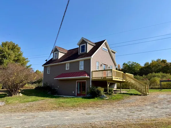 30 Prentiss Lane, Skowhegan, ME 04976