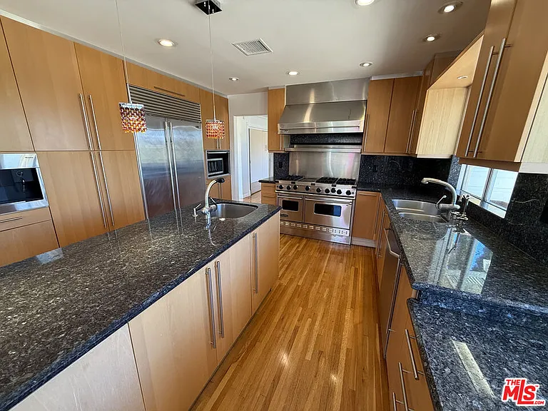 4613 Reforma Rd — Photo 5