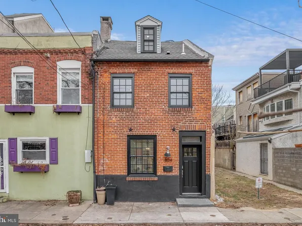 804 S Lawrence St, Philadelphia, PA 19147