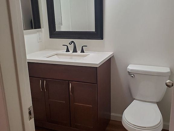 4th image of 17320 Burbank Blvd #46